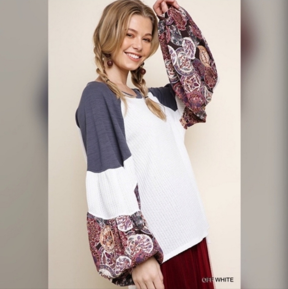 Umgee waffle knit top lantern sleeves MEDIUM - Picture 7 of 9